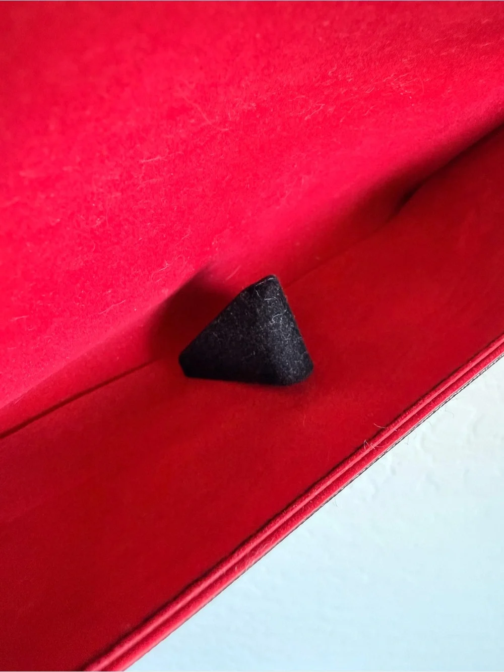 VINTAGE RAY-BAN SUNGLASSES CASE & CLOTH